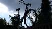 Altes Fahrrad im Gegenlicht