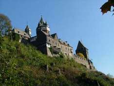 Burg Altena - Sehenswürdigkeit am Streckenrand
