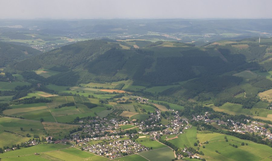 Luftaufnahme von Eslohe-Wenholthausen im Sauerland