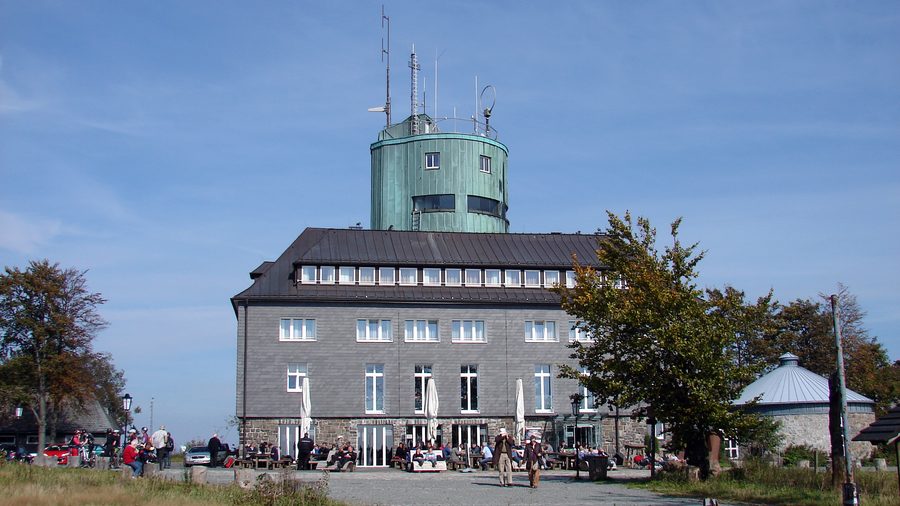 Astenturm auf dem Kahlen Asten bei Winterberg