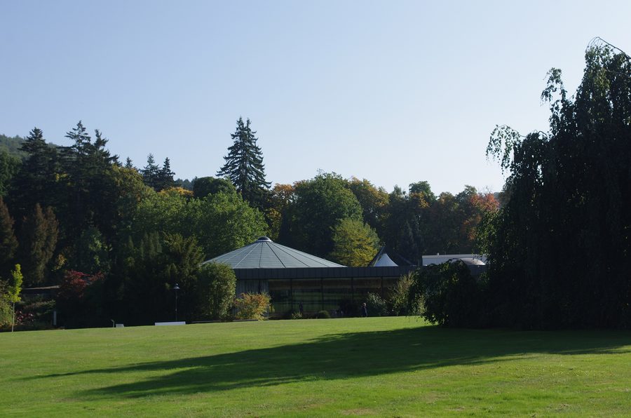 Wandelhalle im Kurpark von Reinhardshausen bei Bad Wildungen