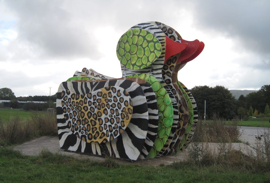 Entenskulptur am oberen Parkeingang des Sauerlandparks in Hemer