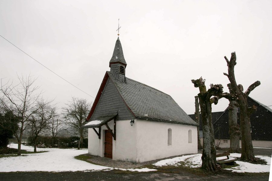 Außenansicht der St.-Agatha-Kapelle in Werntrop
