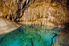 Dechenhöhle im Sauerland mit neuen Angeboten